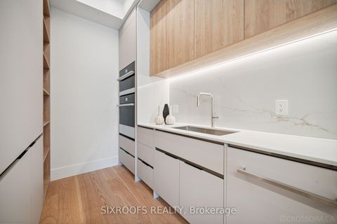 Photo 11 at 44A Alcina Avenue, Wychwood, Toronto