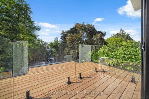 Photo 32 at 44A Alcina Avenue, Wychwood, Toronto