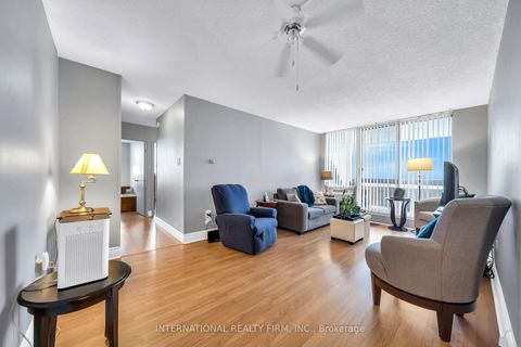 Photo 13 at 801 - 1615 Bloor Street, Applewood, Mississauga
