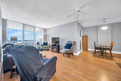 Photo 15 at 801 - 1615 Bloor Street, Applewood, Mississauga