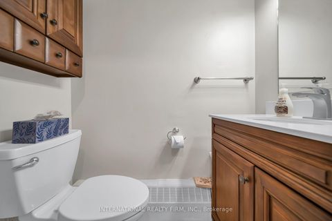 Photo 28 at 801 - 1615 Bloor Street, Applewood, Mississauga