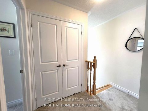 Photo 5 at 7 - 490 Beresford Path, Central, Oshawa