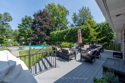 Photo 9 at 287 RUSSELL HILL Road, Casa Loma, Toronto