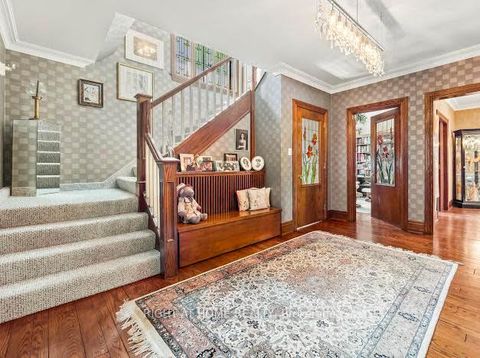 Photo 16 at 287 RUSSELL HILL Road, Casa Loma, Toronto