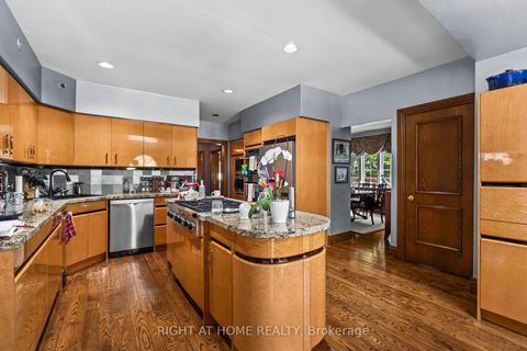 Photo 20 at 287 RUSSELL HILL Road, Casa Loma, Toronto