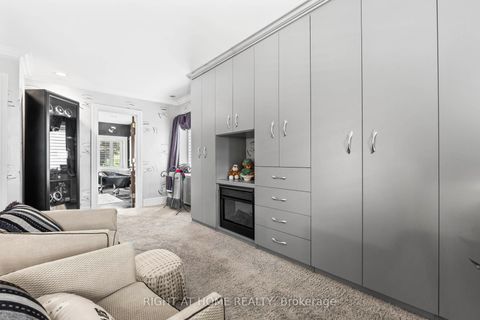 Photo 25 at 287 RUSSELL HILL Road, Casa Loma, Toronto