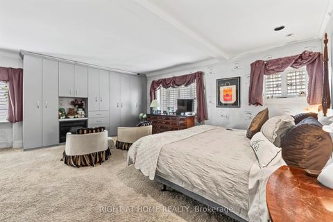 Photo 26 at 287 RUSSELL HILL Road, Casa Loma, Toronto