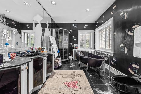 Photo 28 at 287 RUSSELL HILL Road, Casa Loma, Toronto