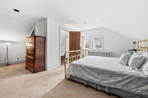 Photo 31 at 287 RUSSELL HILL Road, Casa Loma, Toronto