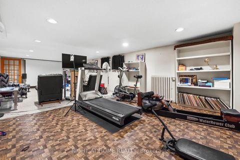 Photo 43 at 287 RUSSELL HILL Road, Casa Loma, Toronto