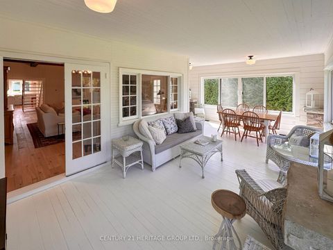 Photo 4 at 911 Lake Drive N, Historic Lakeshore Communities, Georgina