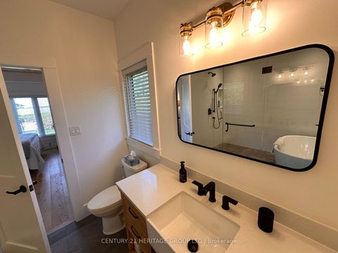 Photo 23 at 911 Lake Drive N, Historic Lakeshore Communities, Georgina