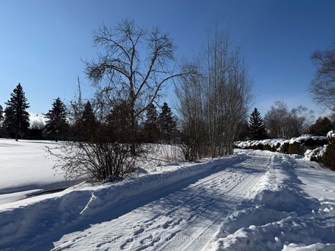 Photo 37 at 911 Lake Drive N, Historic Lakeshore Communities, Georgina