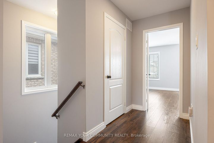 Photo 16 at 14 Armstrong Crescent, Bradford, Bradford West Gwillimbury