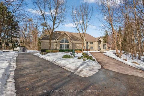 Photo 6 at 65 Offord Crescent, Bayview Southeast, Aurora