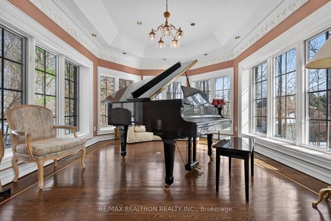 Photo 11 at 65 Offord Crescent, Bayview Southeast, Aurora