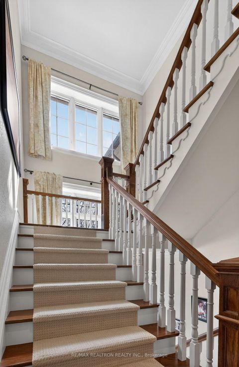 Photo 19 at 65 Offord Crescent, Bayview Southeast, Aurora