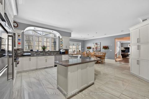 Photo 21 at 65 Offord Crescent, Bayview Southeast, Aurora