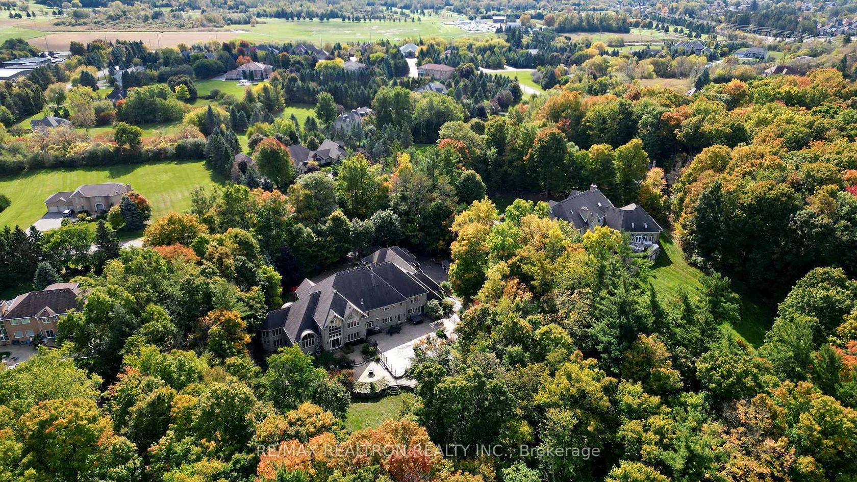 65 Offord Crescent, Bayview Southeast, Aurora 