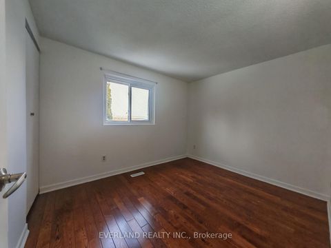 Photo 11 at 18 Camberley Court, Malvern, Toronto