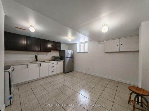 Photo 14 at 18 Camberley Court, Malvern, Toronto