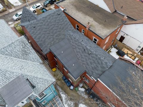 Photo 2 at 70 Melbourne Avenue, South Parkdale, Toronto