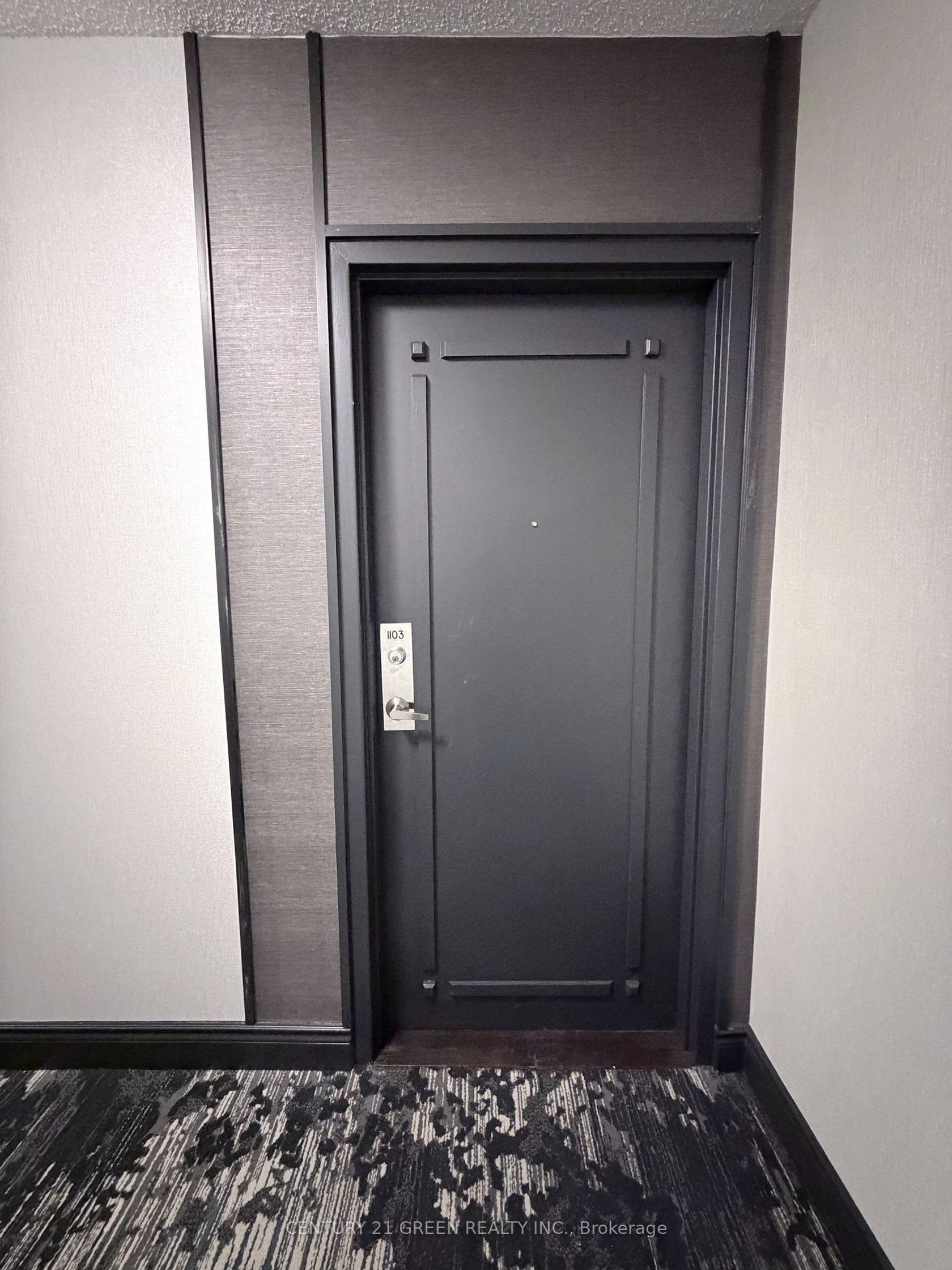 1103 - 200 Burnhamthorpe Road E, City Centre, Mississauga by Loree Meneguzzi Real Estate 1103 - 200 Burnhamthorpe Road E, City Centre, Mississauga