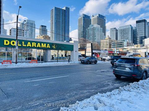 Photo 14 at Second Floor - 701 Mount Pleasant Road, Mount Pleasant East, Toronto