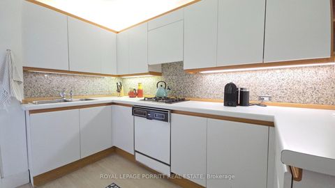 Photo 9 at 51 Thirty Sixth Street, Long Branch, Toronto