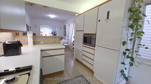 Photo 10 at 51 Thirty Sixth Street, Long Branch, Toronto