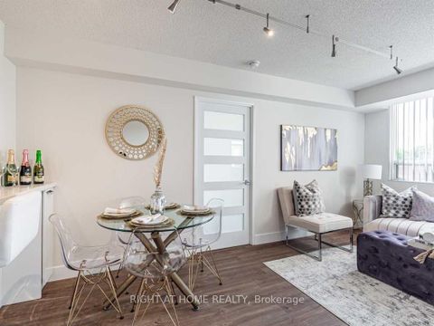 Photo 6 at 215 - 555 Wilson Hts Boulevard, Clanton Park, Toronto