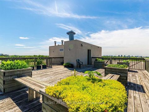 Photo 17 at 215 - 555 Wilson Hts Boulevard, Clanton Park, Toronto