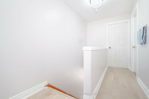 Photo 7 at 26 - 435 Silverstone Drive, Clairville, Toronto