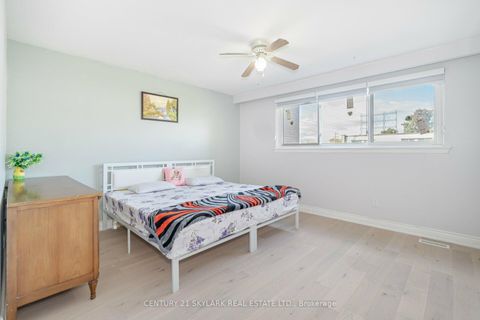 Photo 9 at 26 - 435 Silverstone Drive, Clairville, Toronto
