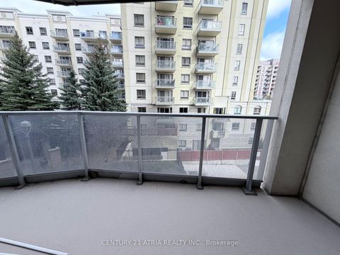 Photo 3 at 303 - 8 Rean Drive, Bayview Village, Toronto