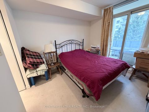 Photo 9 at 303 - 8 Rean Drive, Bayview Village, Toronto