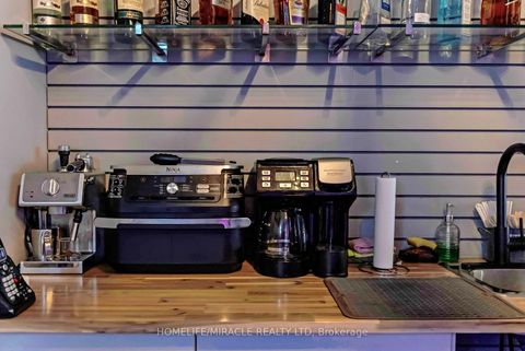 Photo 19 at 2789 Lakeshore Boulevard W, New Toronto, Toronto