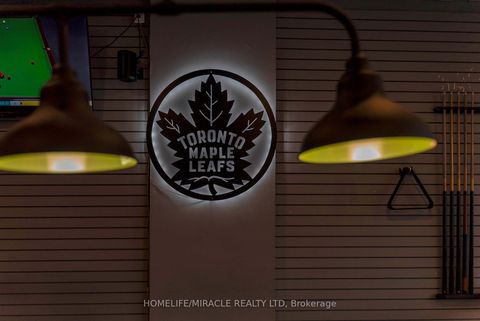 Photo 31 at 2789 Lakeshore Boulevard W, New Toronto, Toronto