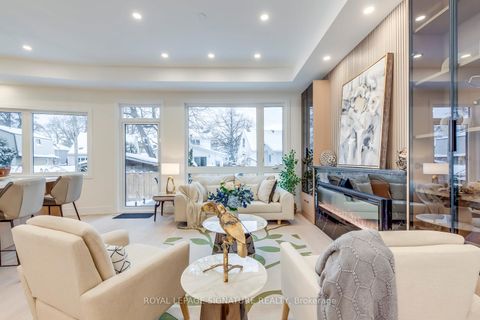 Photo 5 at 24 Merritt Road, Parkview, Toronto