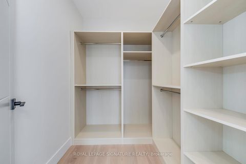 Photo 13 at 24 Merritt Road, Parkview, Toronto