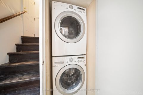 Photo 21 at 88 Canlish Road, Dorset Park, Toronto