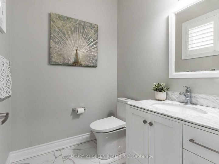 Photo 21 at 39 Argelia Crescent, Credit Valley, Brampton