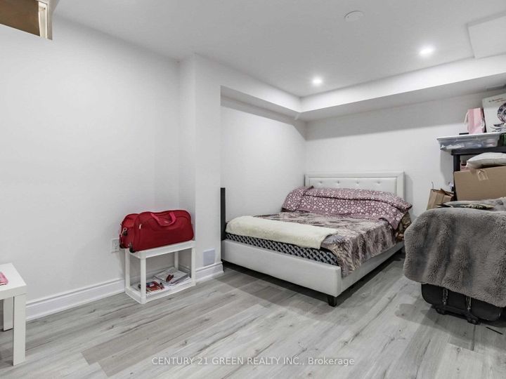 Photo 28 at 39 Argelia Crescent, Credit Valley, Brampton