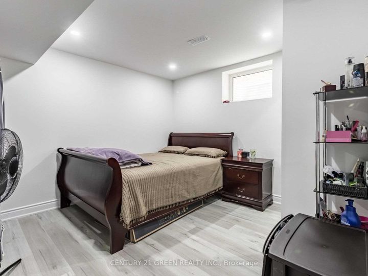 Photo 29 at 39 Argelia Crescent, Credit Valley, Brampton