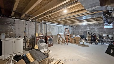 Photo 6 at 10 Gower Drive, Rural Aurora, Aurora