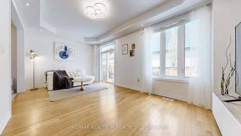 Photo 10 at 10 Gower Drive, Rural Aurora, Aurora