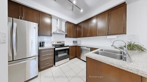 Photo 18 at 10 Gower Drive, Rural Aurora, Aurora