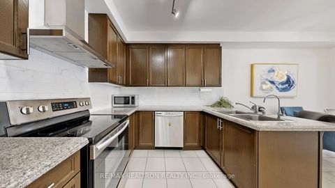 Photo 21 at 10 Gower Drive, Rural Aurora, Aurora