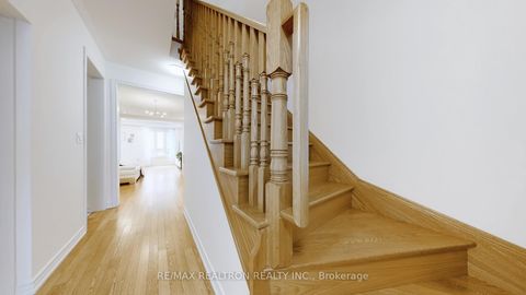 Photo 24 at 10 Gower Drive, Rural Aurora, Aurora