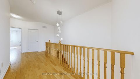 Photo 26 at 10 Gower Drive, Rural Aurora, Aurora